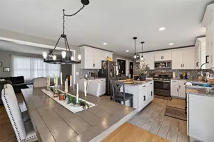 17 Montgomery St, Fall River, MA 02720 - Photo 15