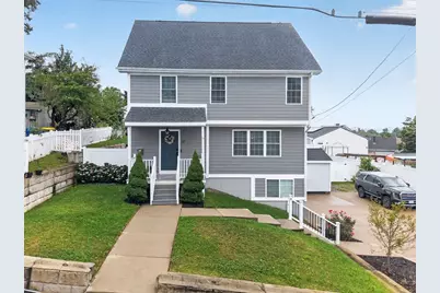 17 Montgomery St, Fall River, MA 02720 - Photo 3