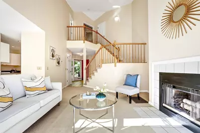 18 Knollwood Court #18, Burlington, MA 01803 - Photo 3