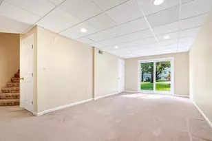 18 Knollwood Ct, Burlington, MA 01803 - Photo 19