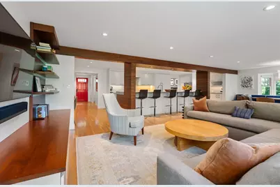 15 Wedgwood Rd, Wellesley, MA 02481 - Photo 5