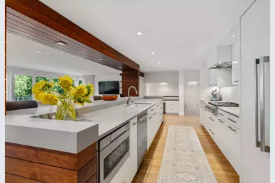 15 Wedgwood Rd, Wellesley, MA 02481 - Photo 7