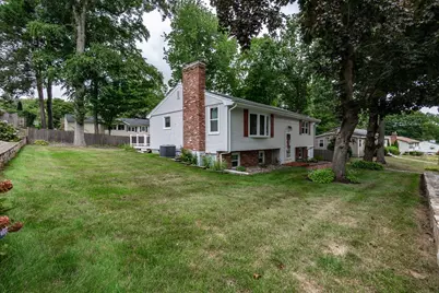7 Stoney Brook Ln, Milford, MA 01757 - Photo 3