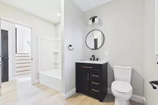 187 Pitman St, New Bedford, MA 02746 - Photo 31