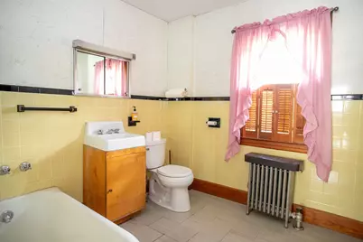 202 Pierce St, Leominster, MA 01453 - Photo 31