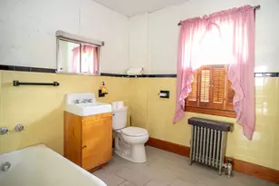 202 Pierce St, Leominster, MA 01453 - Photo 31