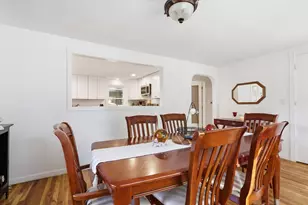 19 Capitol St, Methuen, MA 01844 - Photo 15