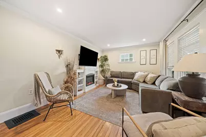 38 Sterling St, Braintree, MA 02184 - Photo 5