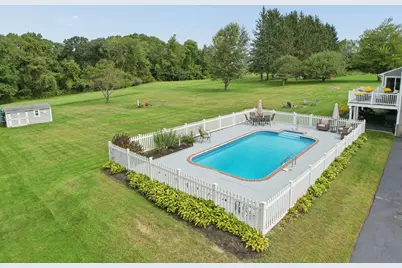 196 Eight Lots Rd, Sutton, MA 01590 - Photo 7