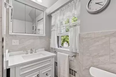 23 Arundel St, Andover, MA 01810 - Photo 23