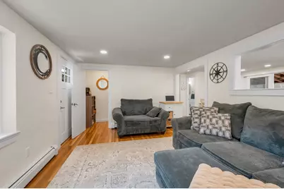 13 Cedar St, Chelmsford, MA 01863 - Photo 3