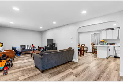 21 Dale Rd #B, Holbrook, MA 02343 - Photo 3