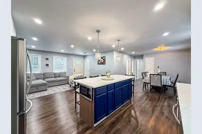 107 Olive St, Ashland, MA 01721 - Photo 9