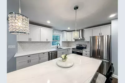 107 Olive St, Ashland, MA 01721 - Photo 5