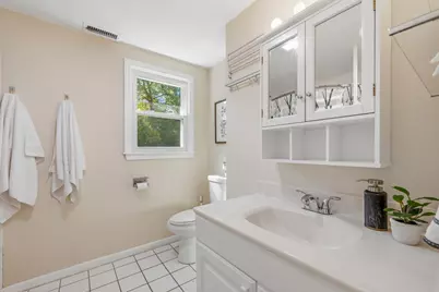 118-120 Edinboro St #118, Newton, MA 02460 - Photo 21