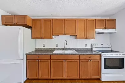 20 Beacon Ave #3, Newburyport, MA 01950 - Photo 11