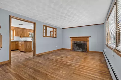 38 Park Ave, Reading, MA 01867 - Photo 3