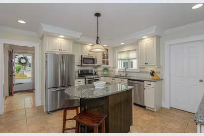 34 Fernwood Ave, Haverhill, MA 01835 - Photo 1