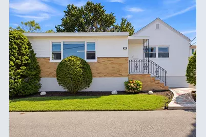 195 Mills Ave, Revere, MA 02151 - Photo 1