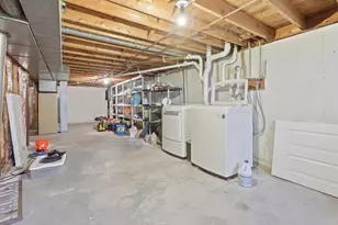 444 Butman Rd, Lowell, MA 01852 - Photo 27