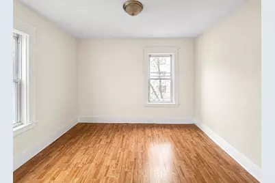 49-1/2 Ellsworth St, Worcester, MA 01610 - Photo 3