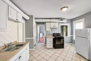 49-1/2 Ellsworth St, Worcester, MA 01610 - Photo 9