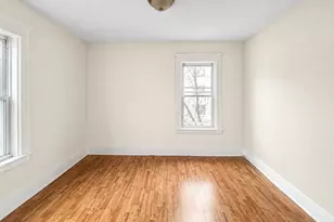 49-1/2 Ellsworth St, Worcester, MA 01610 - Photo 5