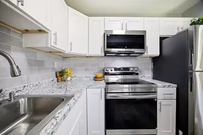25 Nassau Dr #25, Springfield, MA 01129 - Photo 5