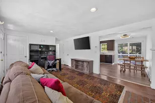 39 Kerrywood Dr, Falmouth, MA 02536 - Photo 5