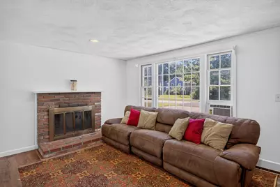 39 Kerrywood Dr, Falmouth, MA 02536 - Photo 3