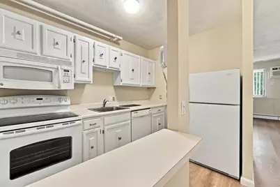 17 Davis Rd #A11, Acton, MA 01720 - Photo 3