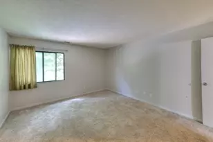 16 Thayer Pond Dr, Oxford, MA 01537 - Photo 17