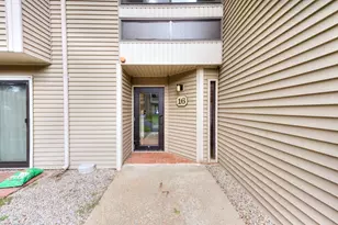 16 Thayer Pond Dr, Oxford, MA 01537 - Photo 5