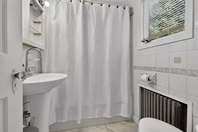 8 Lyndale Rd, Worcester, MA 01606 - Photo 23