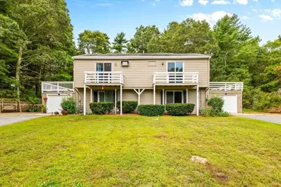 21 Surrey Ln #21, Bourne, MA 02532 - Photo 1