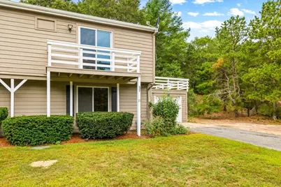 21 Surrey Ln #21, Bourne, MA 02532 - Photo 3
