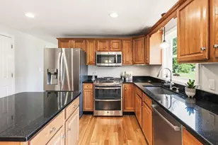 264 Bay Rd, Easton, MA 02334 - Photo 17