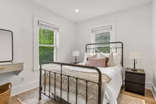 29 Sterling St, Weymouth, MA 02188 - Photo 27