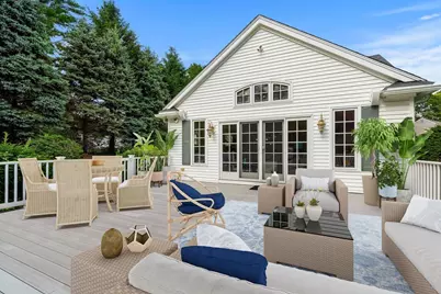 9 Eisenhower Circle, Wellesley, MA 02482 - Photo 27