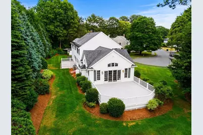 9 Eisenhower Circle, Wellesley, MA 02482 - Photo 29