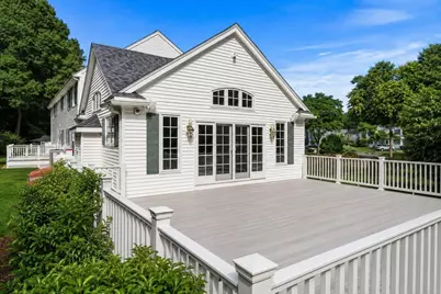 9 Eisenhower Circle, Wellesley, MA 02482 - Photo 25