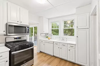 15 Woodbine Ter, Newton, MA 02466 - Photo 9