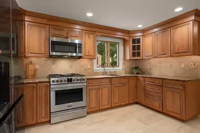 36 Grove Street, Reading, MA 01867 - Photo 11