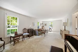 64 Cambridge Cir, Longmeadow, MA 01106 - Photo 17