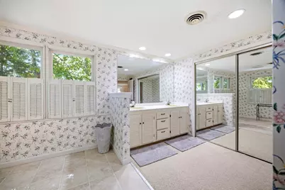 64 Cambridge Cir, Longmeadow, MA 01106 - Photo 27