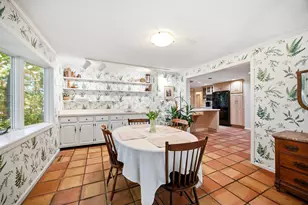 64 Cambridge Cir, Longmeadow, MA 01106 - Photo 9
