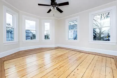 7 Lapham St #7, Medford, MA 02155 - Photo 5