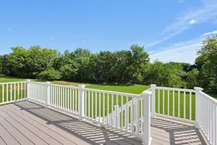 4 Julia Ln, Mansfield, MA 02048 - Photo 17