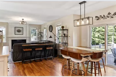 560 Shining Rock Dr, Northbridge, MA 01534 - Photo 17