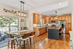 560 Shining Rock Dr, Northbridge, MA 01534 - Photo 15